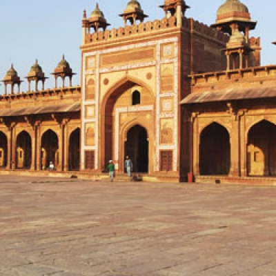 Balrampur – Agra
